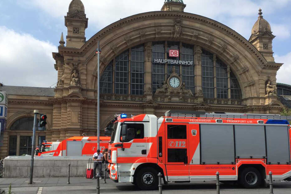 Vier Gleise wurden am Frankfurter Hauptbahnhof wegen des Vorfalls gesperrt.