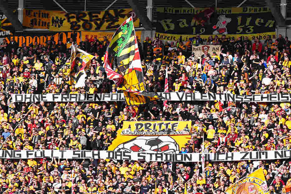 Der K-Block hat das Problem erkannt: Wenn die Leistung nicht stimmt, bleiben die Fans weg. Da helfen auch keine Marketingkampagnen ...