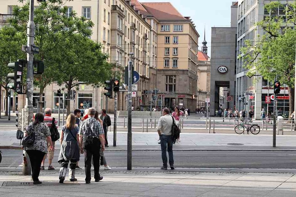 Die Autodiebe schlugen an verschiedenen Orten im Dresdner Stadtgebiet zu. (Symbolbild)