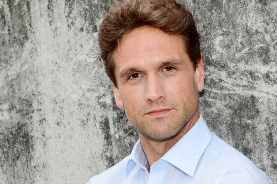Der Schauspieler Oliver Franck lebt in Hamburg und ist Vater von Zwillingen.