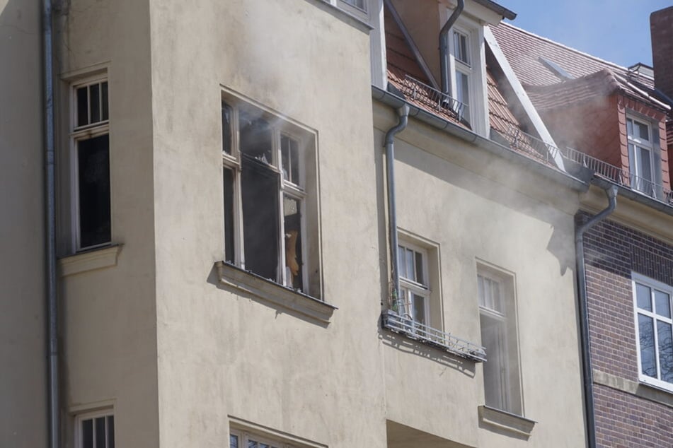 Die beiden Bewohner der Brandwohnung konnten nicht mehr gerettet werden.