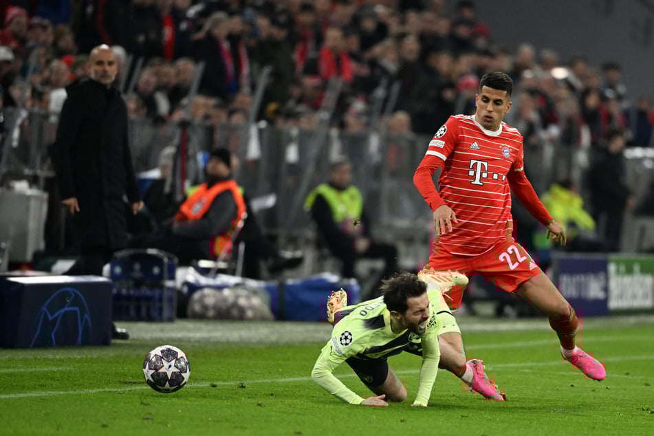 Joao Cancelo (31, r.) soll sich einem Bericht zufolge in einem Nachtclub geprügelt haben.