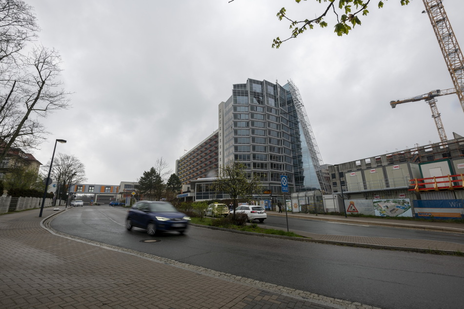 Am Klinikum Chemnitz soll es ab 1. Oktober eine zentrale Impfstelle geben. (Archivbild)