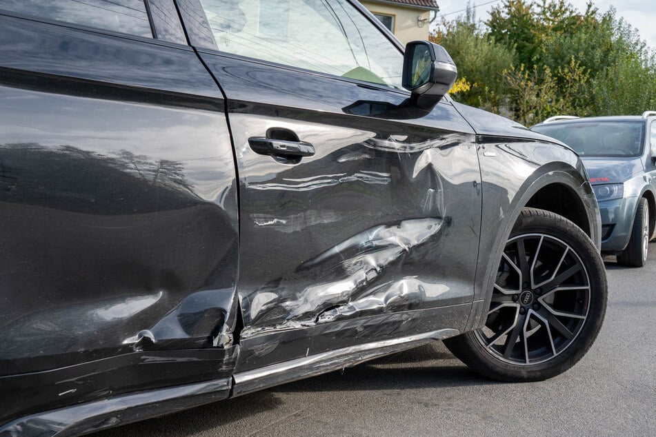Am Audi entstand ein erheblicher Schaden.