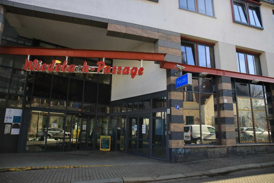 Die Polizeistelle Wiedebachpassage am Morgen nach der neuesten Attacke.