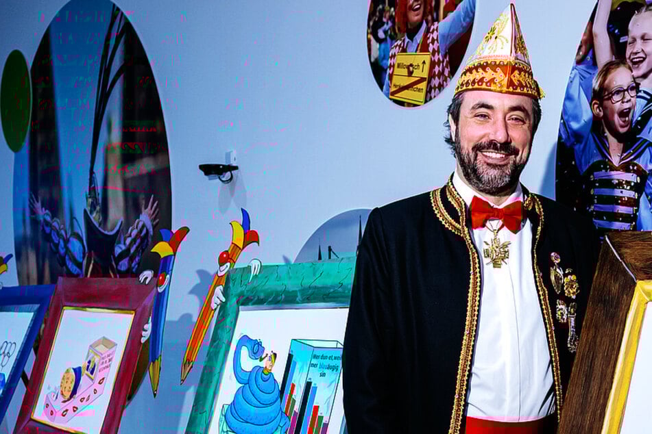 Köln: Nackter Trump, AfD als Schlange: Motive für Kölner Rosenmontagszug vorgestellt