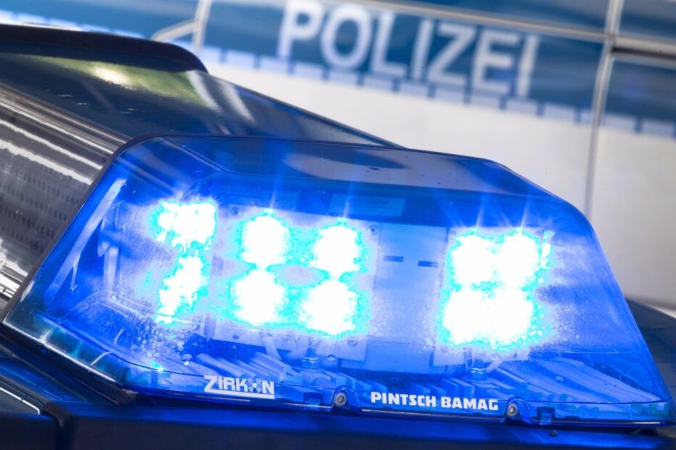 Die Polizei sucht nach Zeugen, die Informationen zu dem Fall geben können. (Symbolbild)