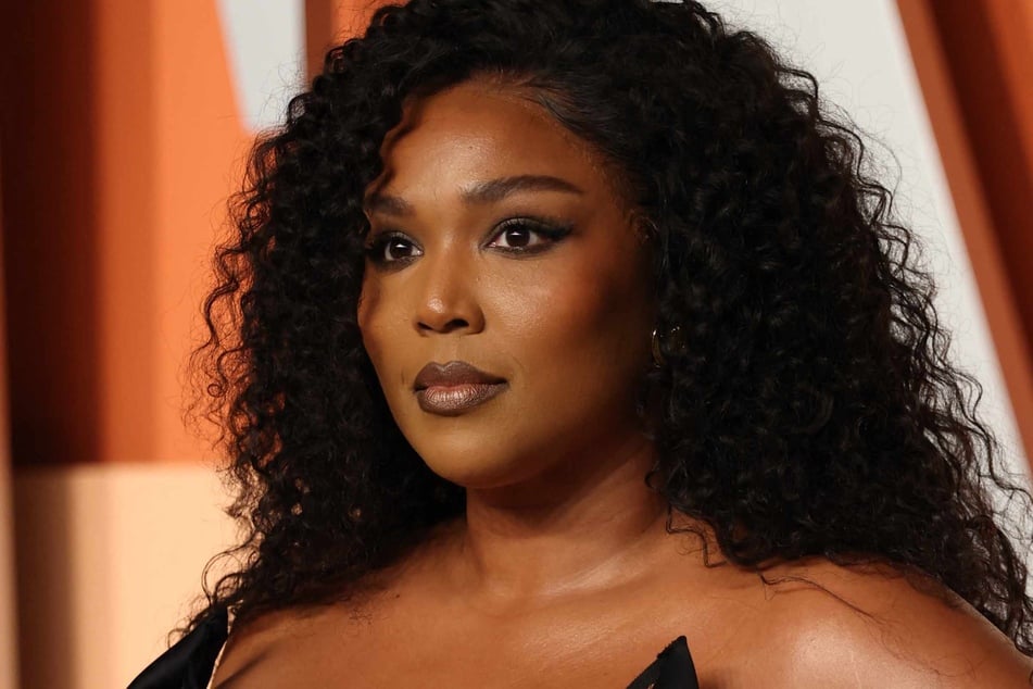 Lizzo Opens Up About Overcoming Deep Depression