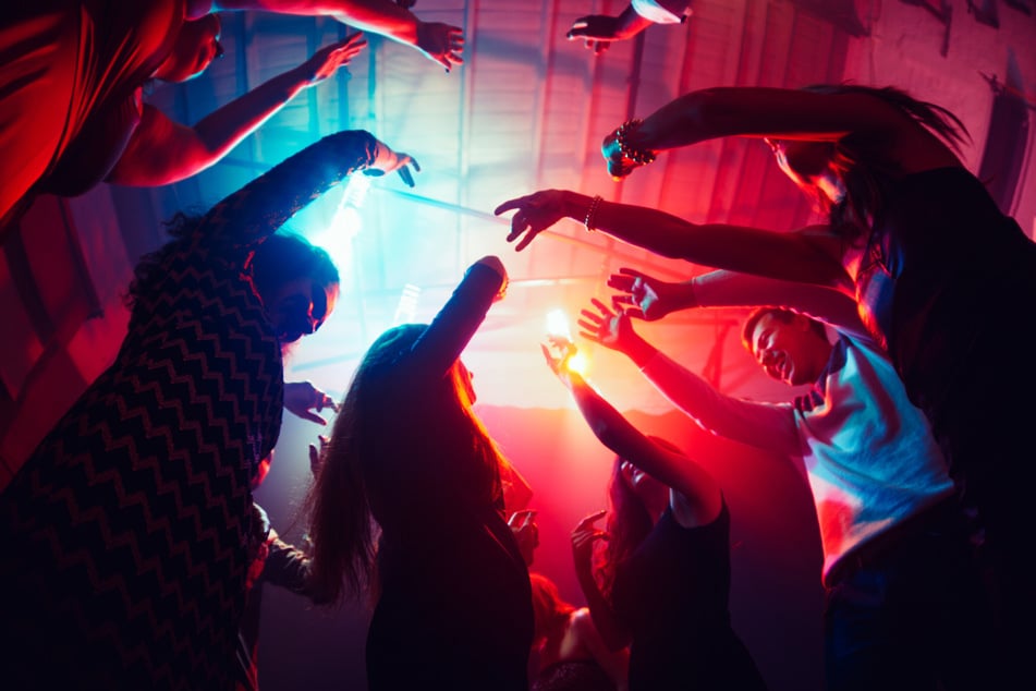 The Westbad is throwing a party exclusively for teenagers between 11 and 16 years old. (Symbolic image)