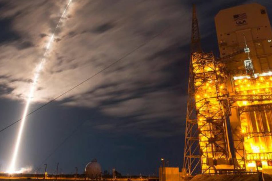 Schreckliches Drama Zwei Menschen Sterben Bei Raketenstart Tag24