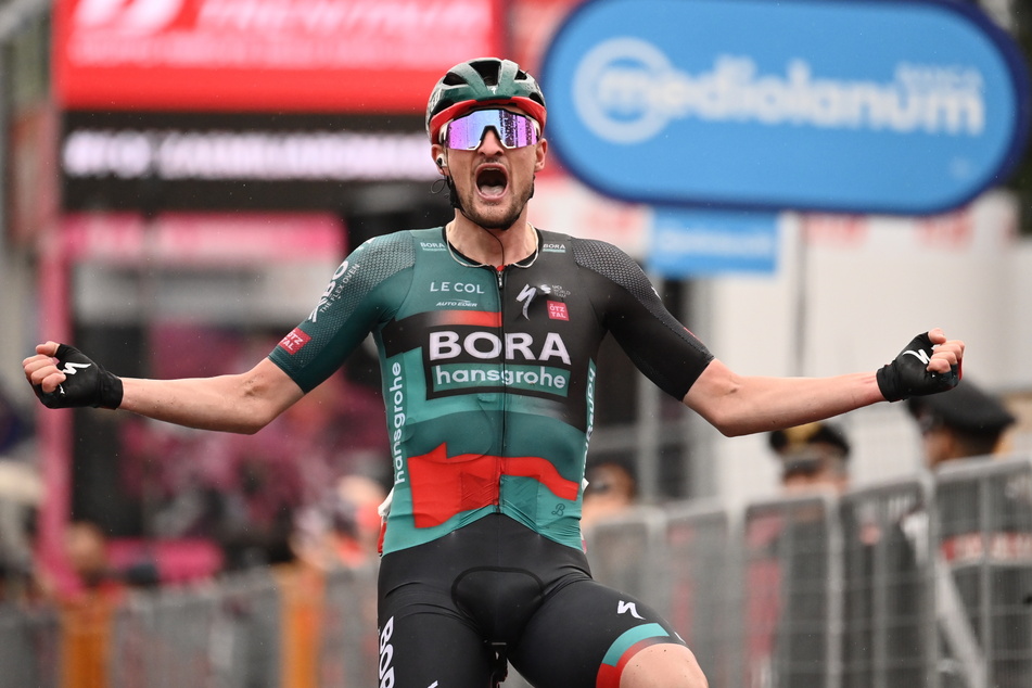 Eine Mischung aus Jubel und Ungläubigkeit: Binnen zwei Tagen sichert sich der Deutsche Nico Denz (29) seinen zweiten Etappensieg beim Giro d'Italia.