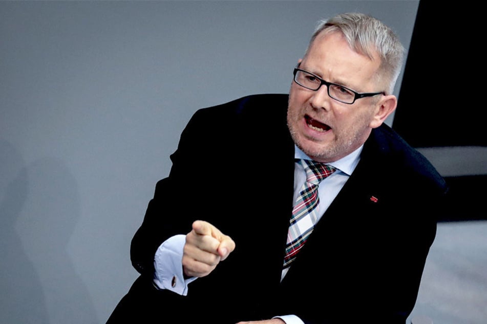 Johannes Kahrs (54) attackierte Mitglieder der Alternative für Deutschland in seinen Ausführungen während er Generaldebatte.