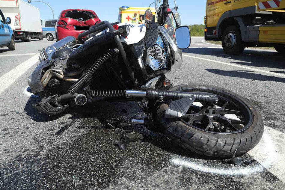An der Honda CB 500X entstand ein Totalschaden.