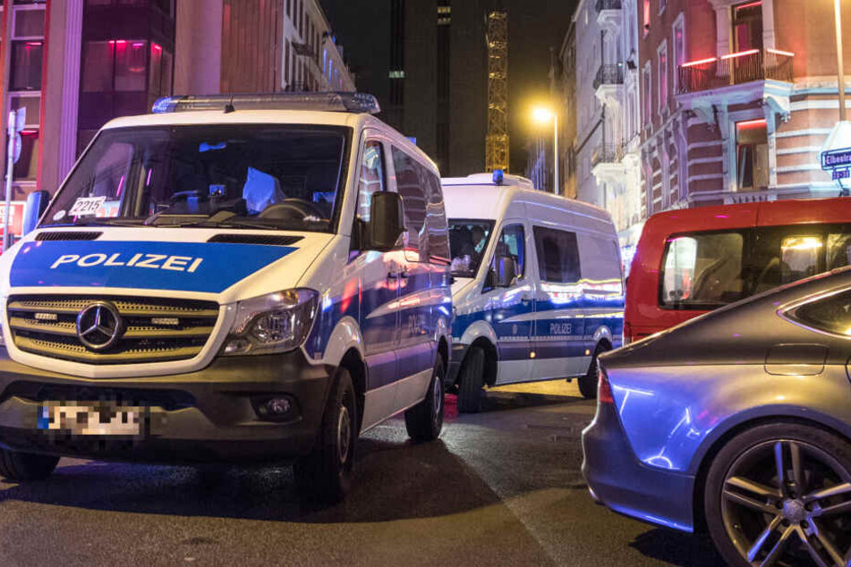 Die Polizei musste daraufhin in der Frankfurter Elbestraße anrücken. (Symbolbild)