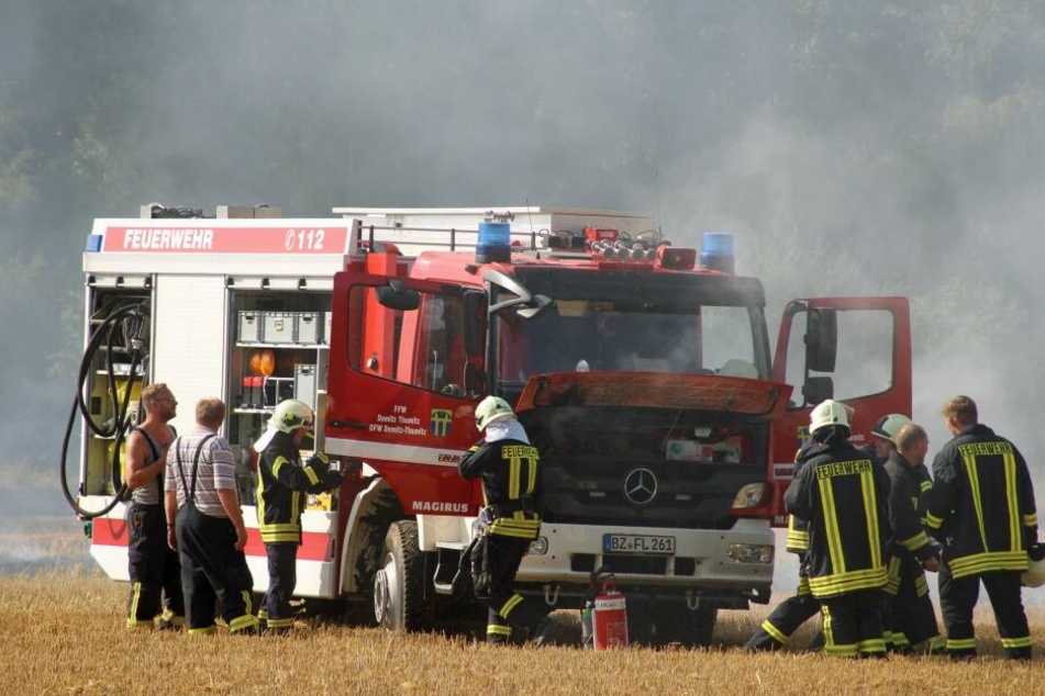 Die Feuerwehr musste das eigene Auto löschen.