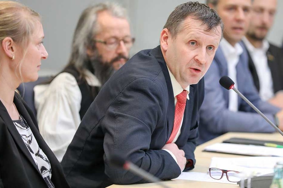 Bad Schlemas Bürgermeister wurde während der Sitzung mehrfach beleidigt.