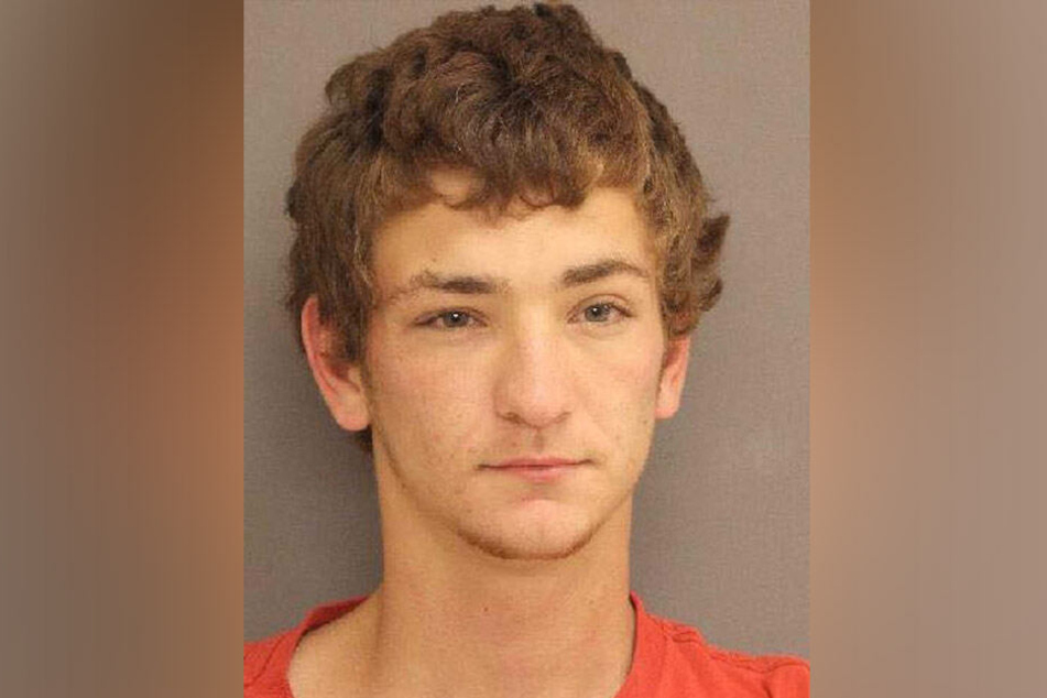 Der 21-jährige Dakota Theriot soll fünf Menschen getötet haben.