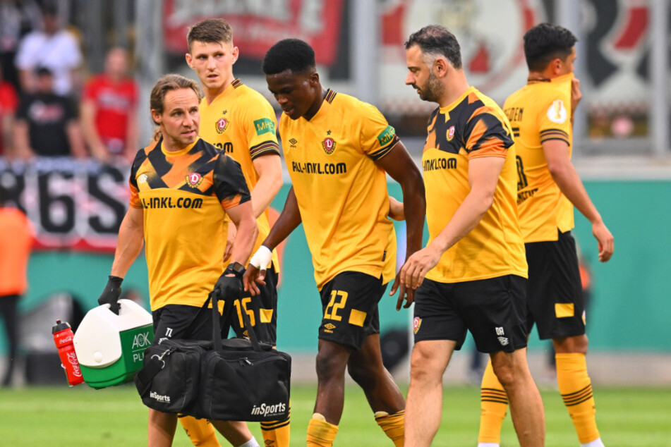 Michael Akoto (24) musste im DFB-Pokal gegen den VfB Stuttgart verletzt ausgewechselt werden.