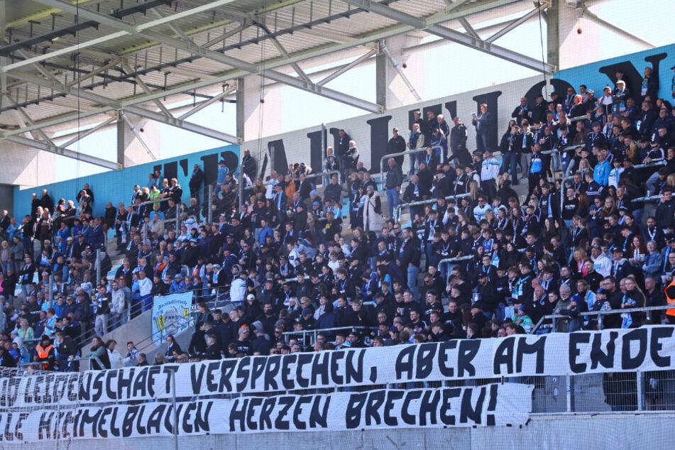 Am Sonntagnachmittag blieb es auf der Südkurve im "eins-Stadion An der Gellertstraße" still.