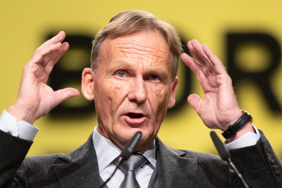 Hans-Joachim Watzke (61) spricht über die Zukunft seines Sturm-Juwels.