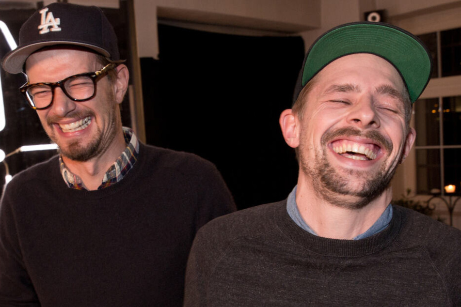 Joko Winterscheidt (l.) und Klaas Heufer-Umlauf haben in ihren Sendungen gut lachen.