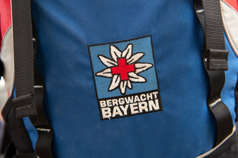 Die Bergrettung konnte wegen des Wetters nicht mit dem Hubschrauber zu Hilfe kommen. (Symbolbild)