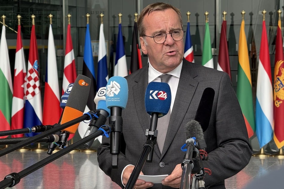 Verteidigungsminister Boris Pistorius (65, SPD) in Brüssel.