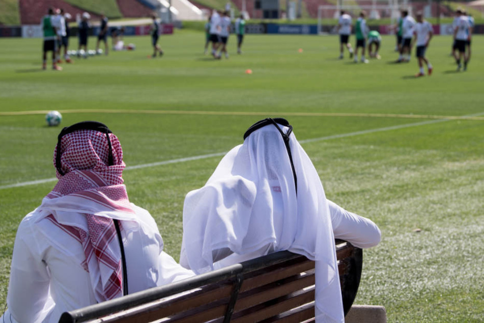 Der FC Bayern München bereitet sich einmal mehr in Katar auf die Rückrunde vor. (Archivbild)