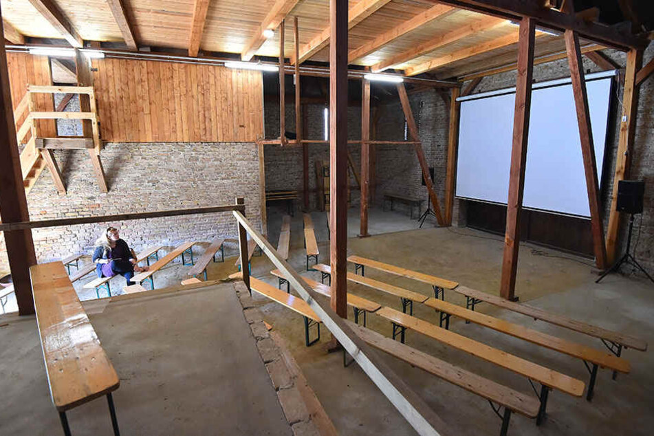 Der provisorische Charme macht das Waldkino so einzigartig.