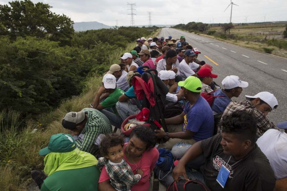 Derzeit sind bis zu 7000 Menschen aus Mittelamerika in mehreren Gruppen auf dem Weg durch Mexiko in Richtung der US-Grenze.