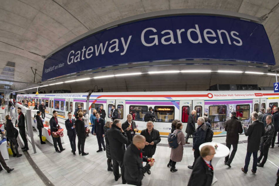 Die neue Frankfurter S-Bahn-Station Gateway Gardens.