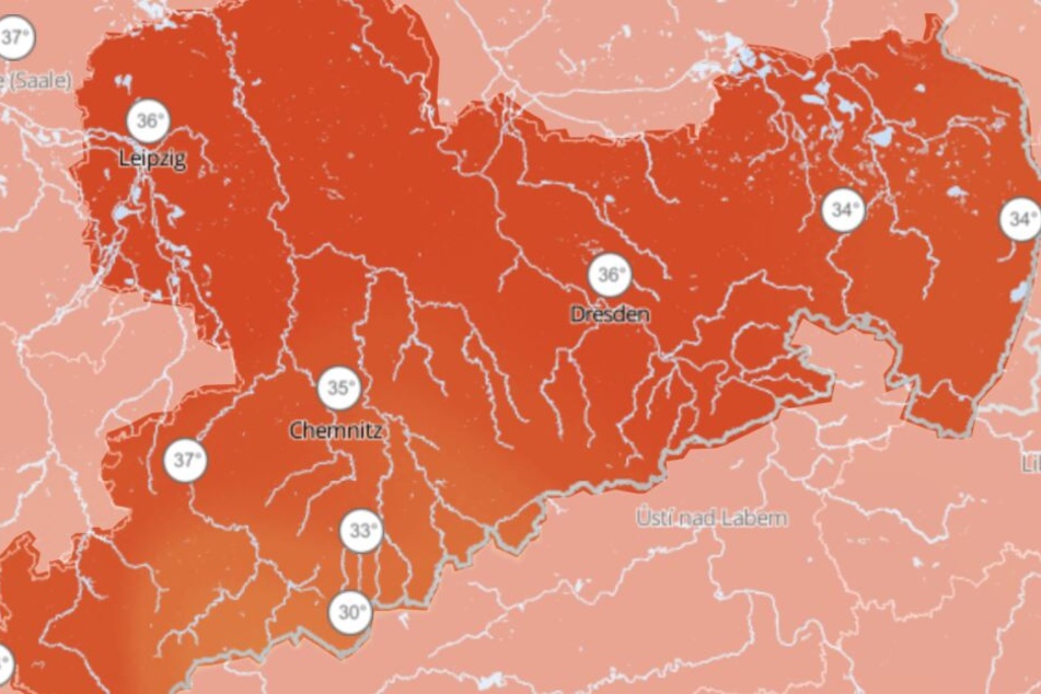 Während am Mittwoch knapp 35 Grad in Leipzig gemessen worden sind, liegt die Messestadt zusammen mit Dresden und dem Landkreis Zwickau am Donnerstag ganz weit vorn.