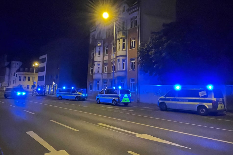 Die Polizei war am Wochenende nahezu im Dauereinsatz in Thüringens Landeshauptstadt.