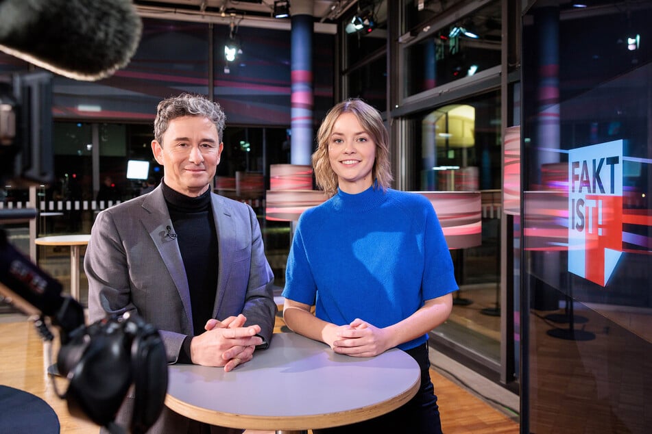 Andreas F. Rook (59) und Friederike Schicht (34) versuchen in der MDR-Sendung "Fakt Ist!" zu erklären, wie der hohe Spritpreis eigentlich zustande kommt.