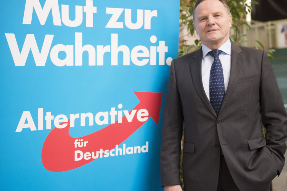 Der AfD-Fraktionschef Georg Pazderski fordert die Umbenennung der Karl-Liebknecht-Straße in Ronald-Reagan-Boulevard.