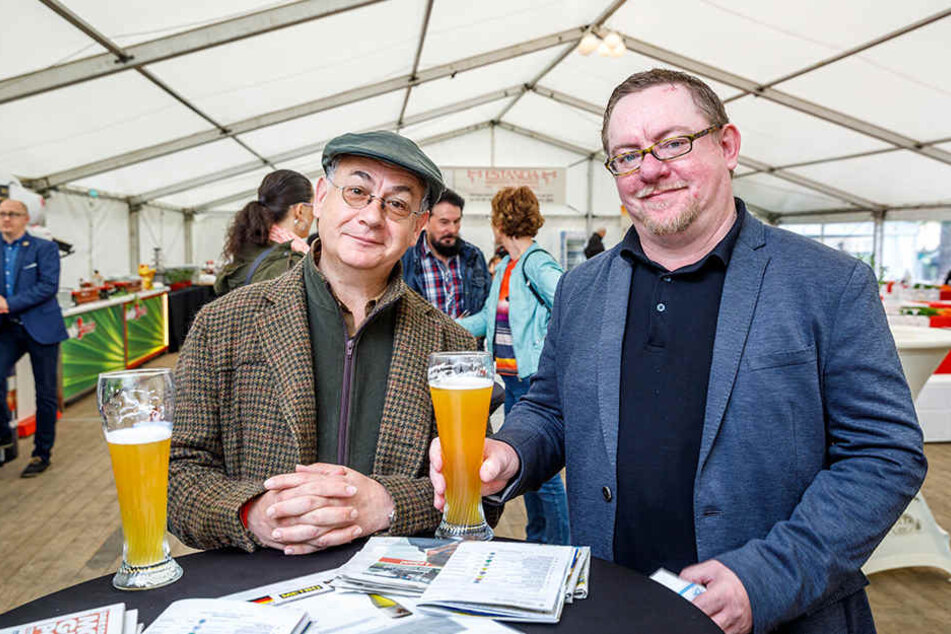 Stammgäste auf der Rennbahn: Kabarettist Tom Pauls (58) und Autor Mario
Süßenguth (47).