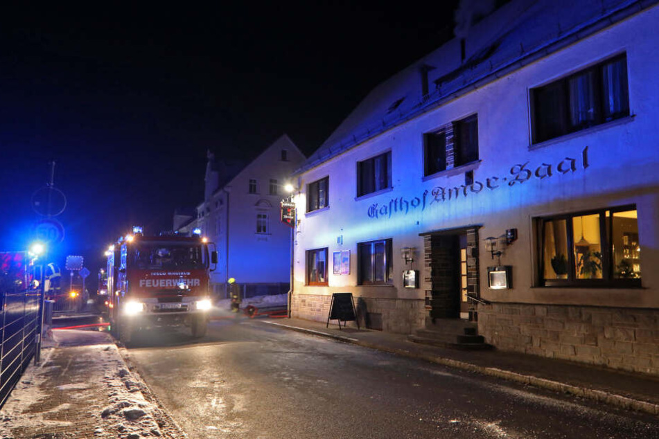 Im Keller der Gaststätte "Amorsaal" in Mülsen brannte es am Dienstagabend.