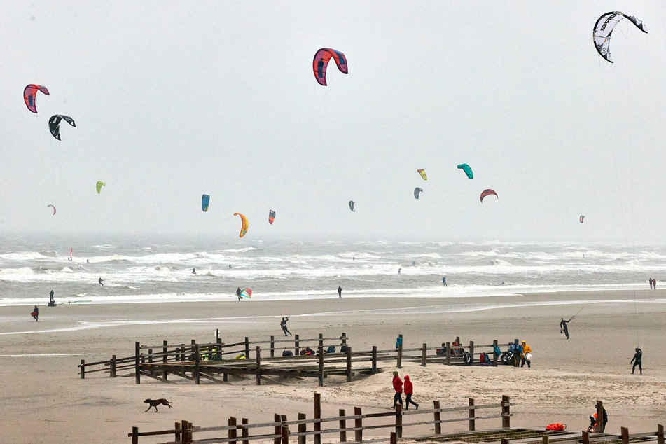 Kitesurfen im Wattenmeer: Gibt es bald neue Regeln für Wassersportler?