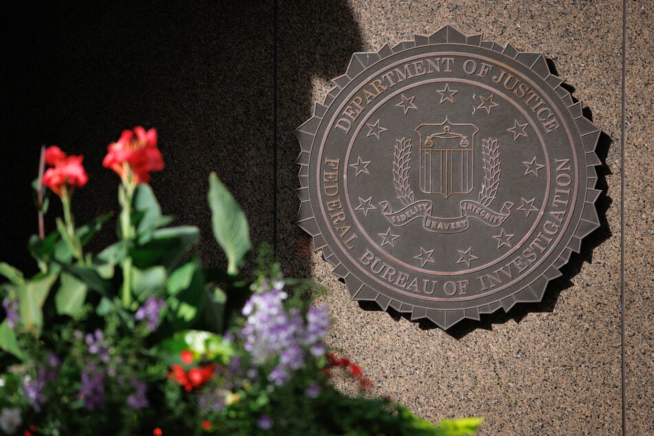 FBI caught spying on private Signal chat of immigrant rights activists