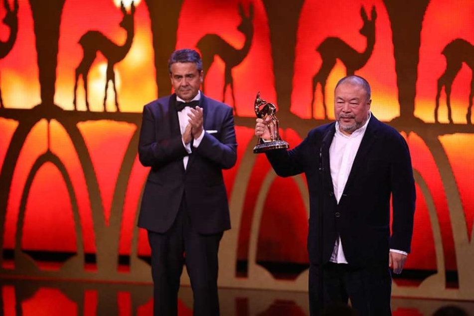 Bundesaußenminister Sigmar Gabriel (SPD) würdigte den chinesischen Künstler Ai Weiwei, der in Berlin im Exil lebt.
