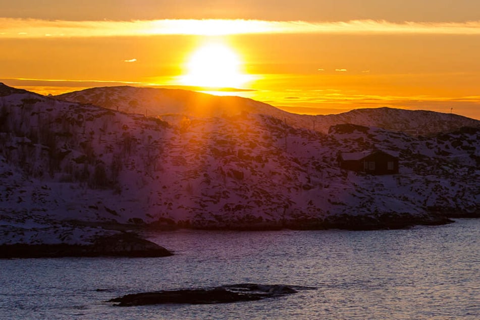 Die norwegische Insel Sommarøy fragt sich, ob auf ihr überhaupt noch Uhren gebraucht werden.