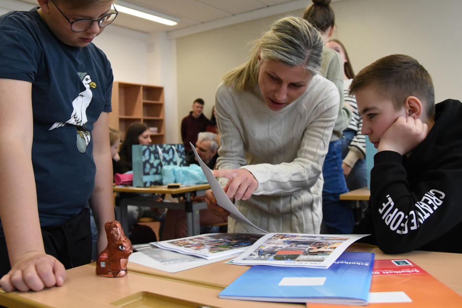 Wie Kinder und Jugendliche aus Mariupol im Vogtland Deutsch lernen