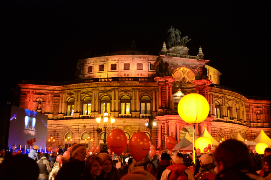 Am 23. Februar findet der SemperOpernball und SemperOpenairBall wieder in Dresden statt.