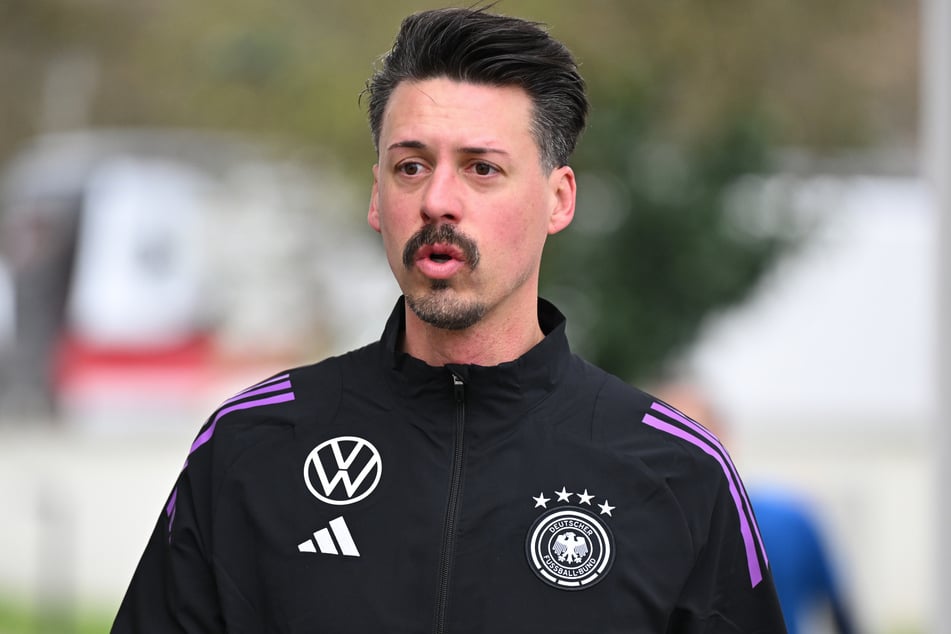 Stellte sich vor seine Stürmer: Co-Trainer Sandro Wagner (36).