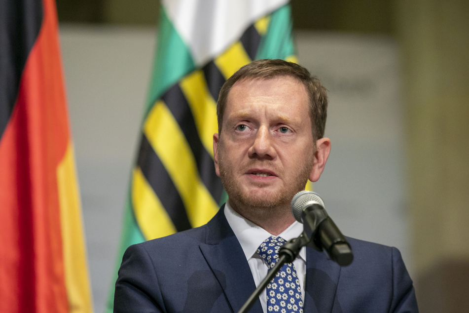 Sachsens Ministerpräsident Michael Kretschmer (45, CDU) kündigte einen härteren Lockdown an, sollten die Corona-Zahlen bis Weihnachten nicht sinken.