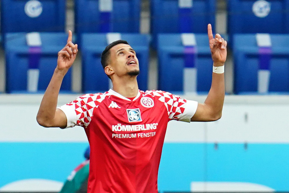Stürmer Robert Glatzel, hier im Trikot des 1. FSV Mainz 05, soll das Interesse des Hamburger SV geweckt haben. Aktuell steht er beim englischen Zweitligisten Cardiff City unter Vertrag.