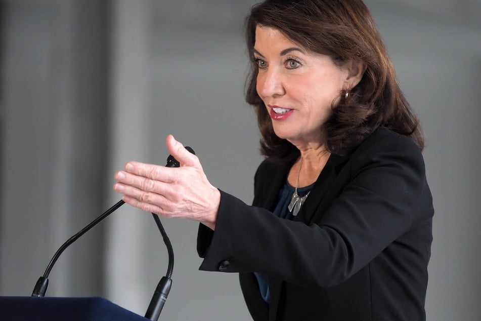 New York state governor Kathy Hochul is pushing to make the alcohol to-go initiative permanent.