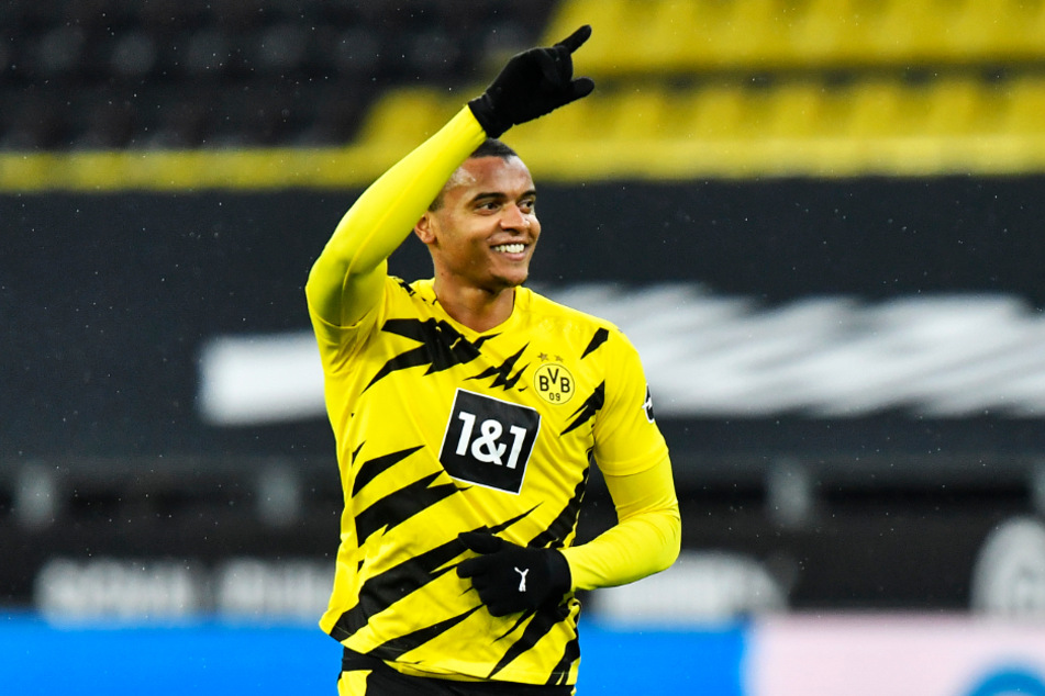 Manuel Akanji köpfte Borussia Dortmund gegen den VfL Wolfsburg mit 1:0 in Führung.