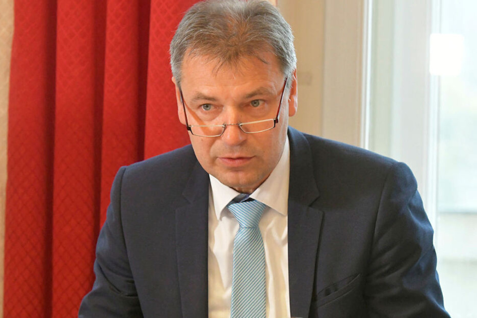 Nordsachsens Landrat Kai Emanuel (51, parteilos) will Hilfe vom Freistaat beim Altschulden-Abbau.