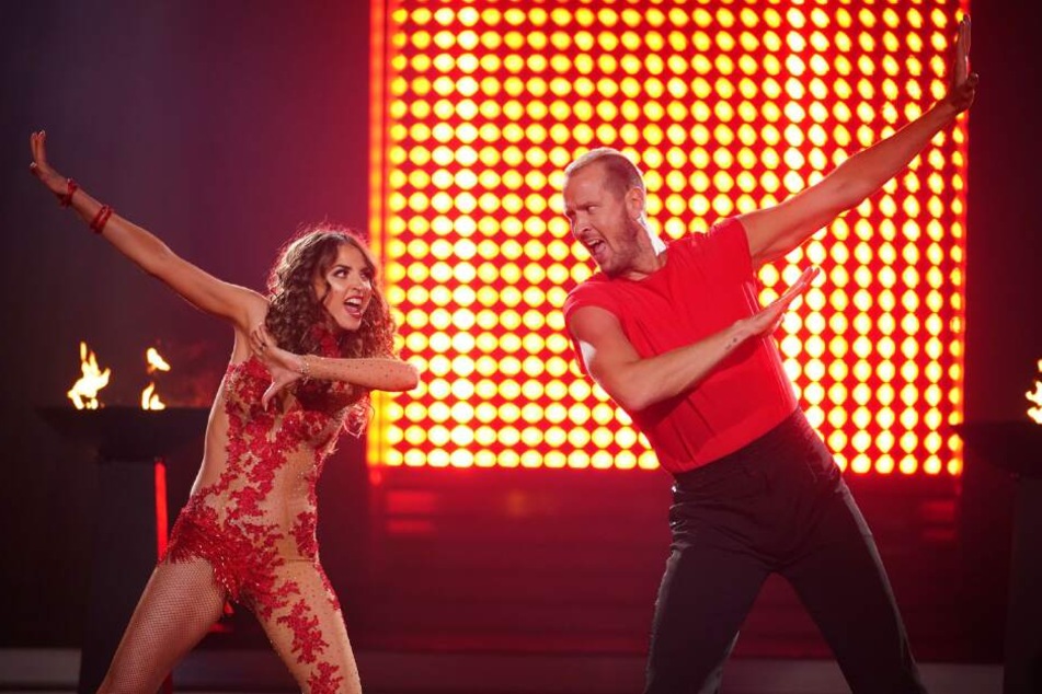 In der Kennenlern-Show durften auch die Vorjahressieger Ekaterina Leonova und Pascal Hens nochmal ihr Können zeigen.